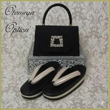 바이컬러의 세련된 통굽 조리 블랙 x 골드 베이지