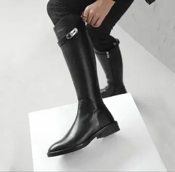 블랙 가죽 롱 부츠