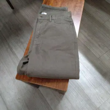 유니클로 U 스트레이트 팬츠