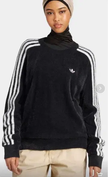 아디다스 아디컬러 홀리데이 니트 스웨터