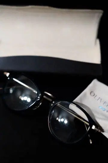 OLIVER PEOPLES 블루 블랙 안경