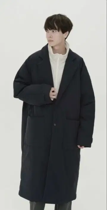 NEW BALANCE MET24 체스터 코트 네이비