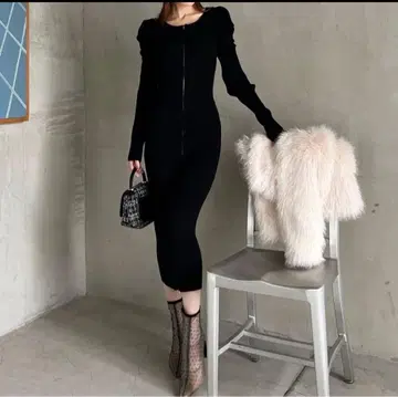 ROYAL PARTY 파워숄더 더블ZIP 타이트 니트 원피스