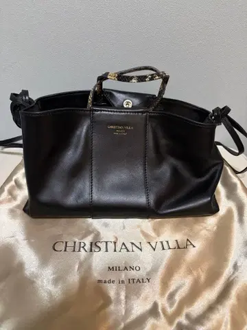 CHRISTIAN VILLA 블랙 숄더백
