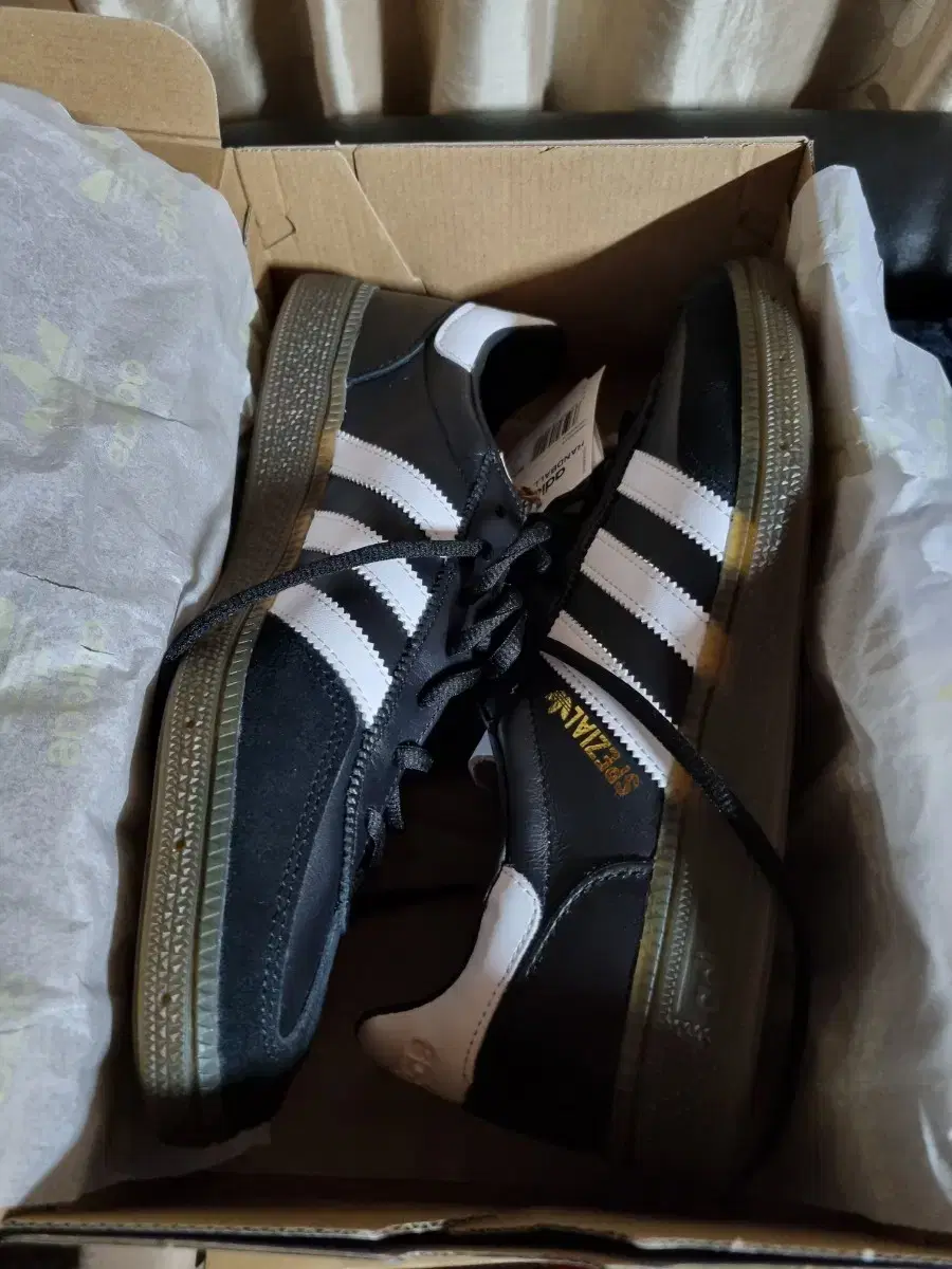 Adidas Spezial Handball Black 280 New