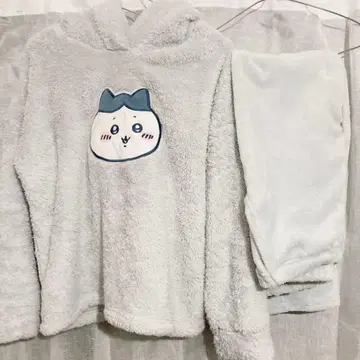 마쉬멜로우 느낌 라운지 세트 하치와레 치이카와 (먼작귀) 초대