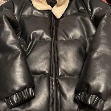 블랙 가죽 느낌 다운 자켓 L 사이즈