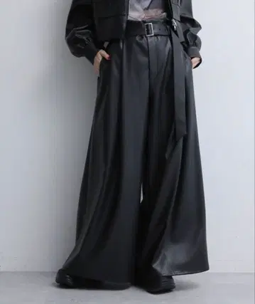 HARE DABO 와이드 팬츠