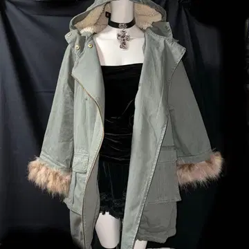 헤이세이 갸루 Y2K 그런지 퍼 코트 밀리터리 기믹