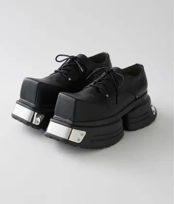 [ GRANCY ] 메탈 플레이트 가죽 신발