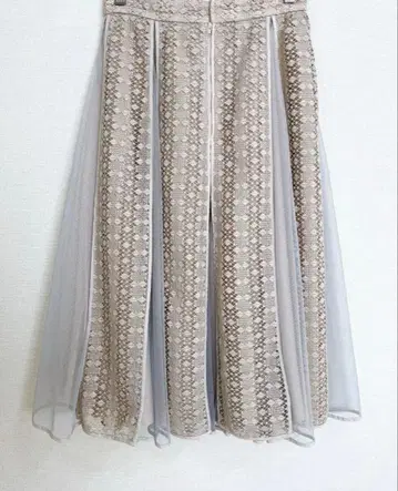 스트로베리 필드 STRAWBERRY-FIELDS 피에스몬테 스커트