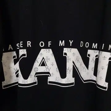 칼카니 트레이닝복