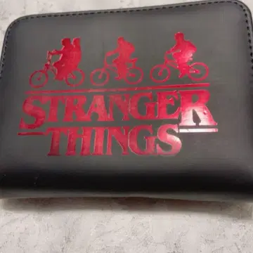 기묘한 이야기 지갑