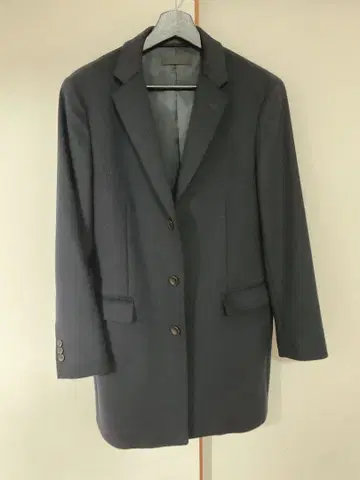 다크 네이비 체스터 코트 3 버튼 UNIQLO