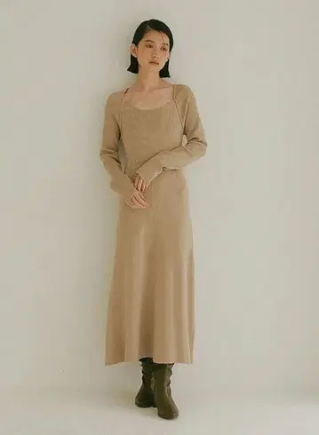 MES VACANCES 미바캉스 니트 원피스 베이지