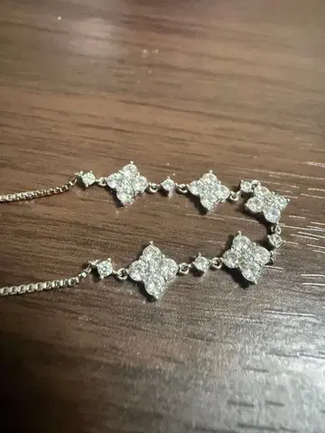 엘레강트 실버 팔찌 꽃 모양