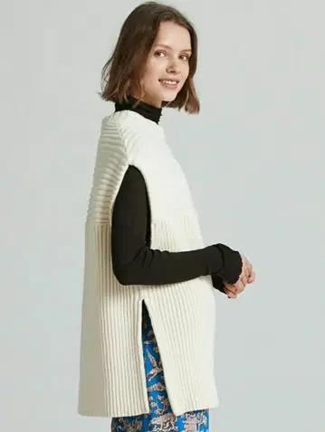 MACPHEE 하이 브리드 코튼 스퀘어 패턴 베스트 아이보리 화이트 니트