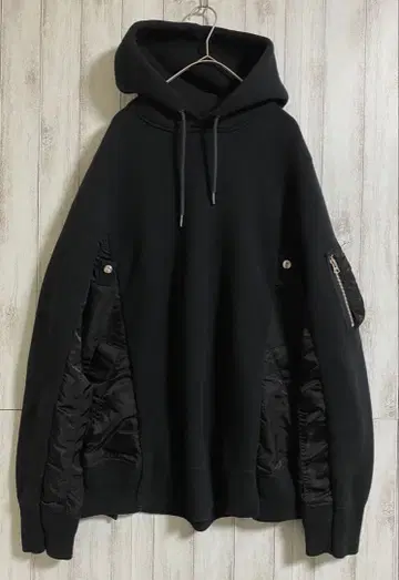 sacai Sponge Sweat x MA-1 Hoodie 네이비 3