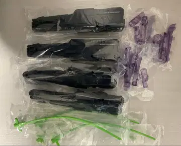 베이블레이드 X 사무라이 세이버 2-70L 홀드 런처 일식 4개