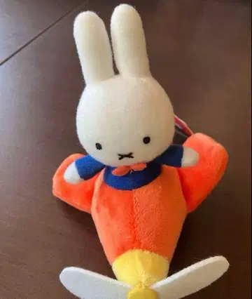 하우스텐보스 나인체 비행기 미피 마스코트 키체인 비행기