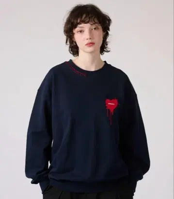 ONCLY 네이비 트레이닝복 하트 프린트