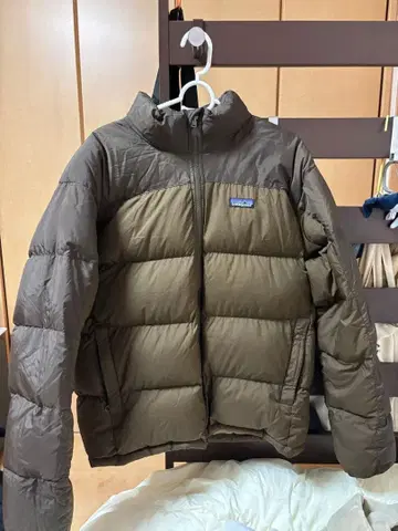 Patagonia 브라운 다운 자켓 M