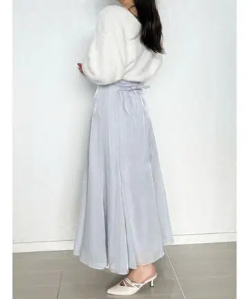 MERCURYDUO 버클 시어 플레어 스커트