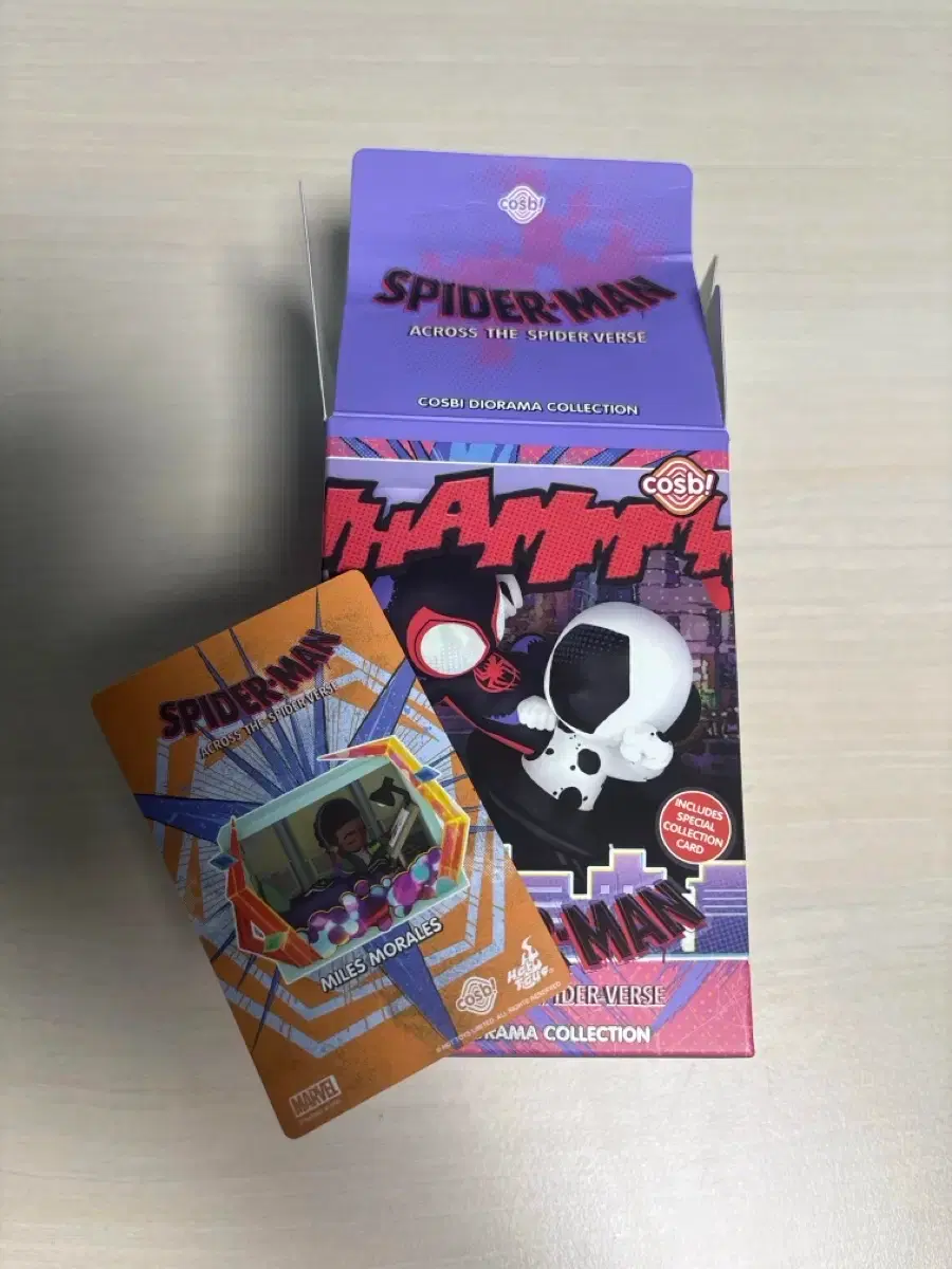 Spider-Man Hot Toy Cosbi Diorama