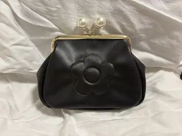 MARY QUANT/마리콴트 블랙 가마구치 파우치