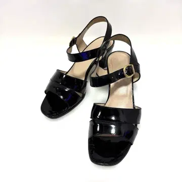 [새상품급] TANINO CRISCI 샌들 24.5cm A27