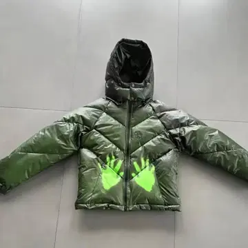 MERTRA Heat reactive puffer M 사이즈 다운