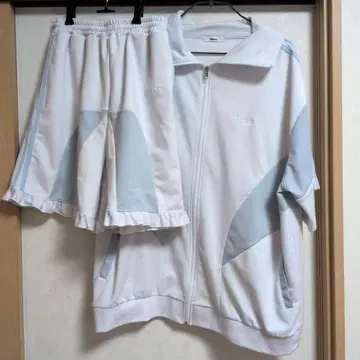 whinny 천하무쌍 카리스마 저지 화이트 . 천사계 패션