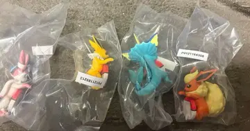 제일복권 포켓몬 F상 길거리 산책 챠라링 프렌즈 4종