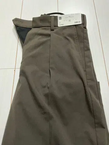 GU 브라운 배럴 레그 슬랙스 XS 사이즈