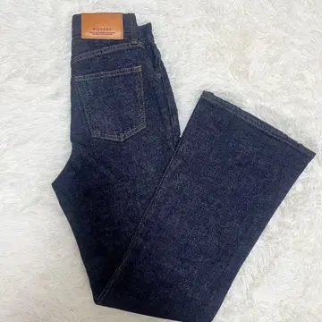 MOUSSY MVS FLARE 25인치