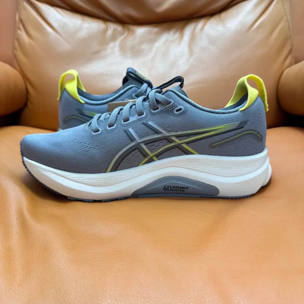 Asics Gel-Kayano 32 Men's Running Shoes 1011C052-021