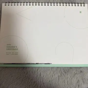 2020 SEASON'S GREETINGS 달력 공식 BTS