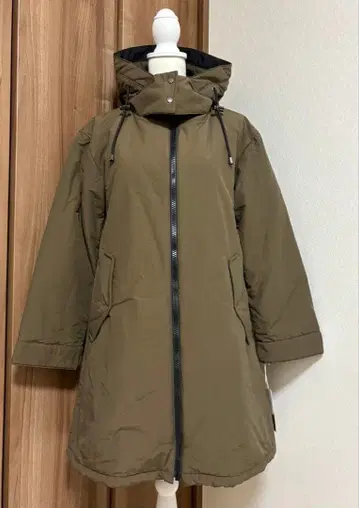 미사용 M'S STYLE 뒤 드로우 스트링 디자인 충전솜 코트 11호