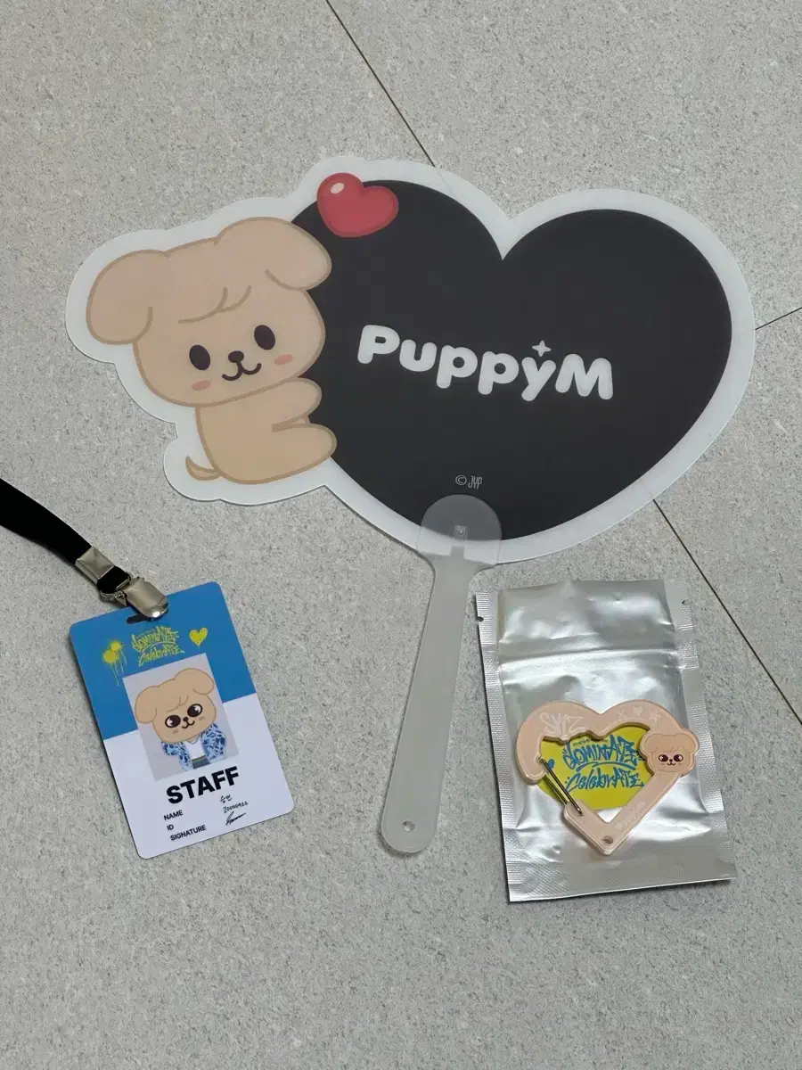 SKZ POP-UP SKIZOO PERFFIM Staff ID + Fan, PERFFIM Carabiner