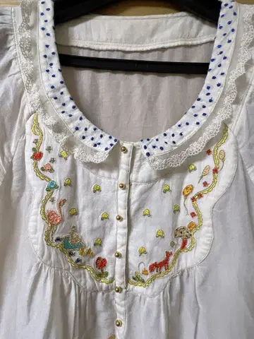 셰리 라파 프랑슈리페 자수 퍼프 슬리브 원피스