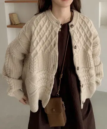 니트 가디건 moi tytto