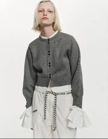 미사용 Bibiy ANGELIQUE KNIT 그레이 니트 가디건 긴팔