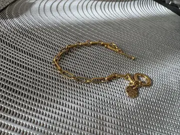 필립 오디베일 골드 체인 팔찌