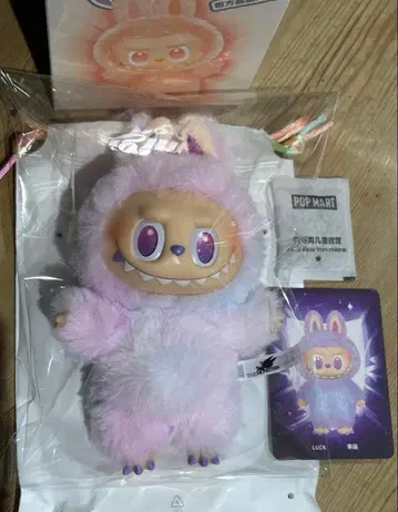LABUBU 럭 새상품 POPMART 정품 에너지