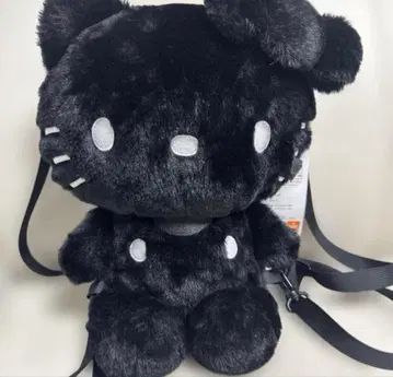 새상품 KITTY 헬로키티 봉제 인형 백팩 블랙 가방 백