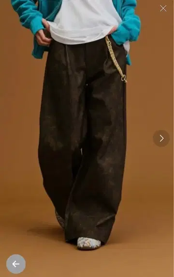 Soerte 토탈 패턴 배기 팬츠 다크 브라운 사이즈 2