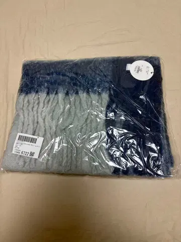 ADRER adree 볼륨 프린지 체크 머플러 미사용품