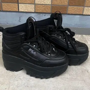 휠라 디스럽터 II 웨지 MID