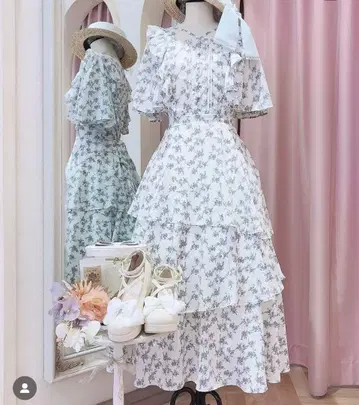 amavel Floral pattern 아지메 티어드 롱 원피스