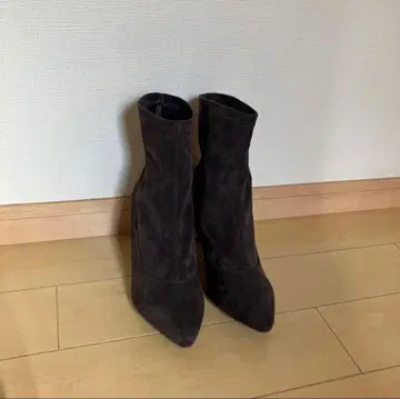 콜라주 개럴개런트 부츠